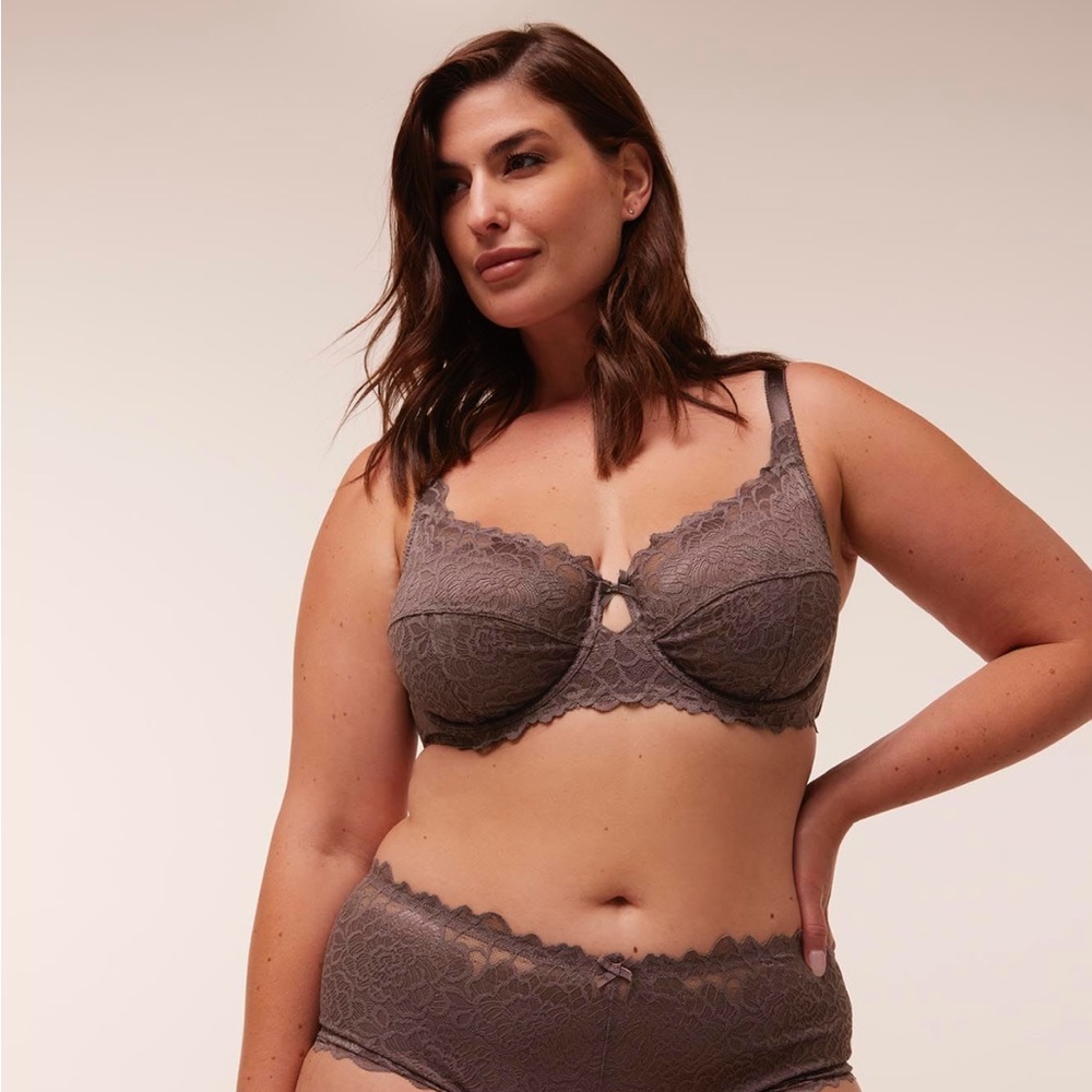 DEESSE size 36 B LACE UNDERWIRE BRA keyhole penningtons addition elle NWT - Picture 3 of 15